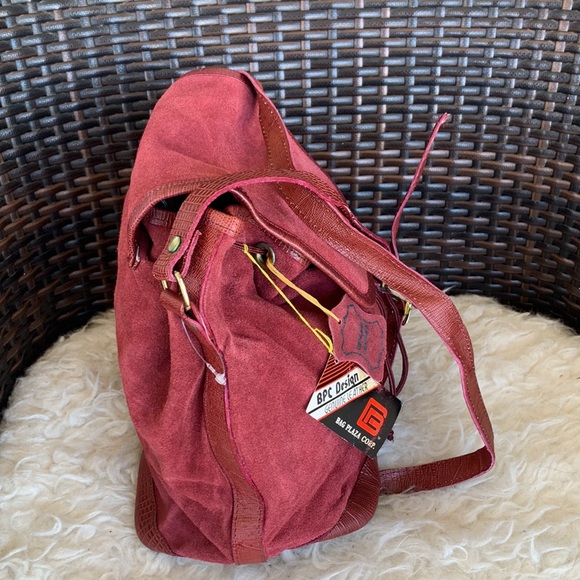 BPC Design Genuine Leather Shoulder Bag - Picture 4 of 16